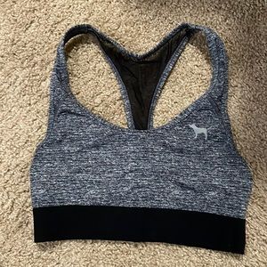 PINK Victoria’s Secret sports bra
